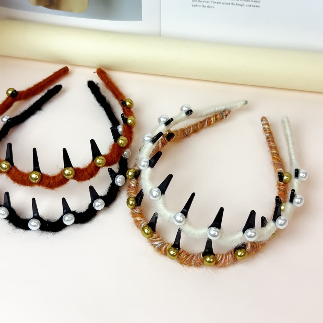 Handmade Pearl Knitted Headband with Claws