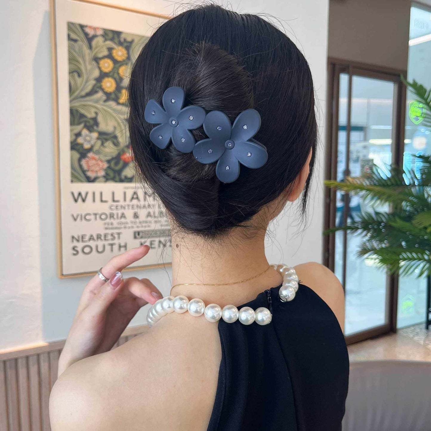 Shefav Sparkly Diamond Flower Hair Clips Claws Duckbill Hair Barrettes Hair Pins Clamps Bun Updo Holders Accessories for Women Girls
