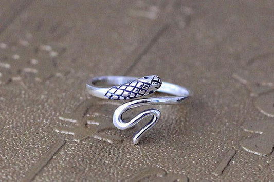 SheFav Snake Silver Open Ring