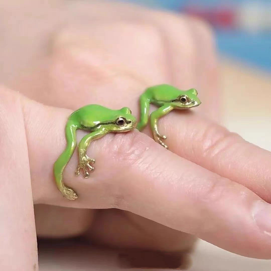 SheFav Cute Green Quirky Frog Open Adjustable Ring