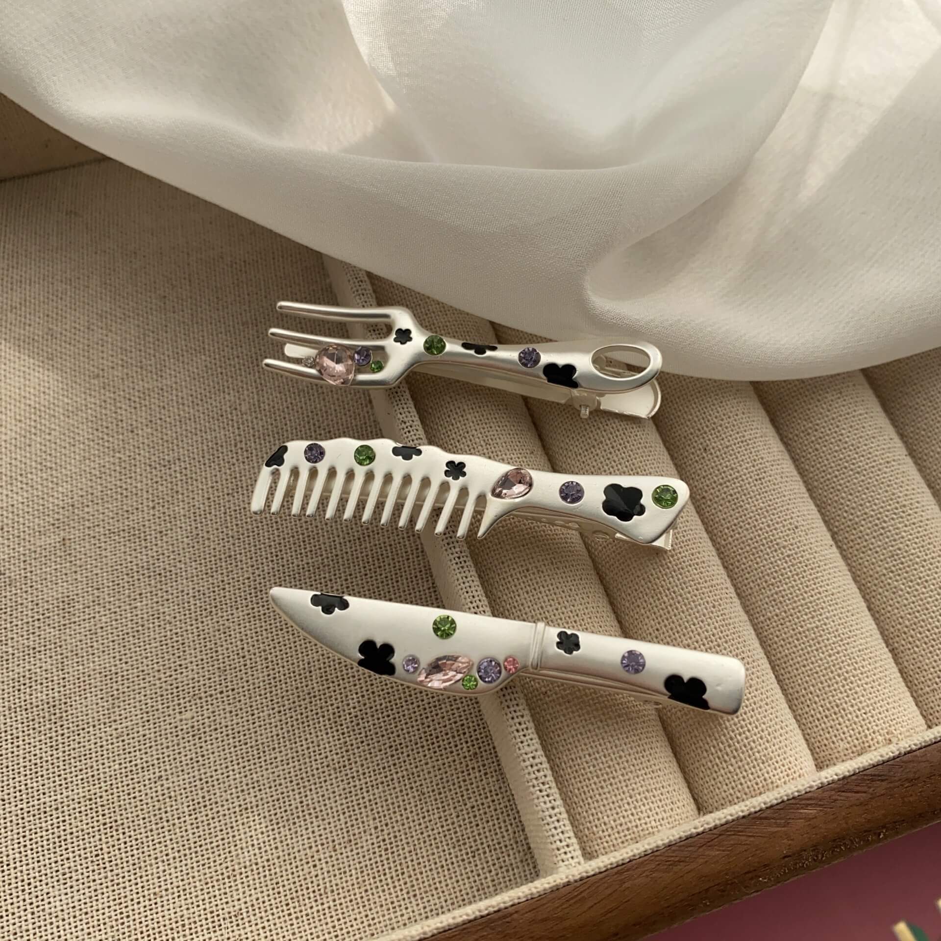 SheFav Sweet Fork Girl Bangs Clips Side Hair Clips